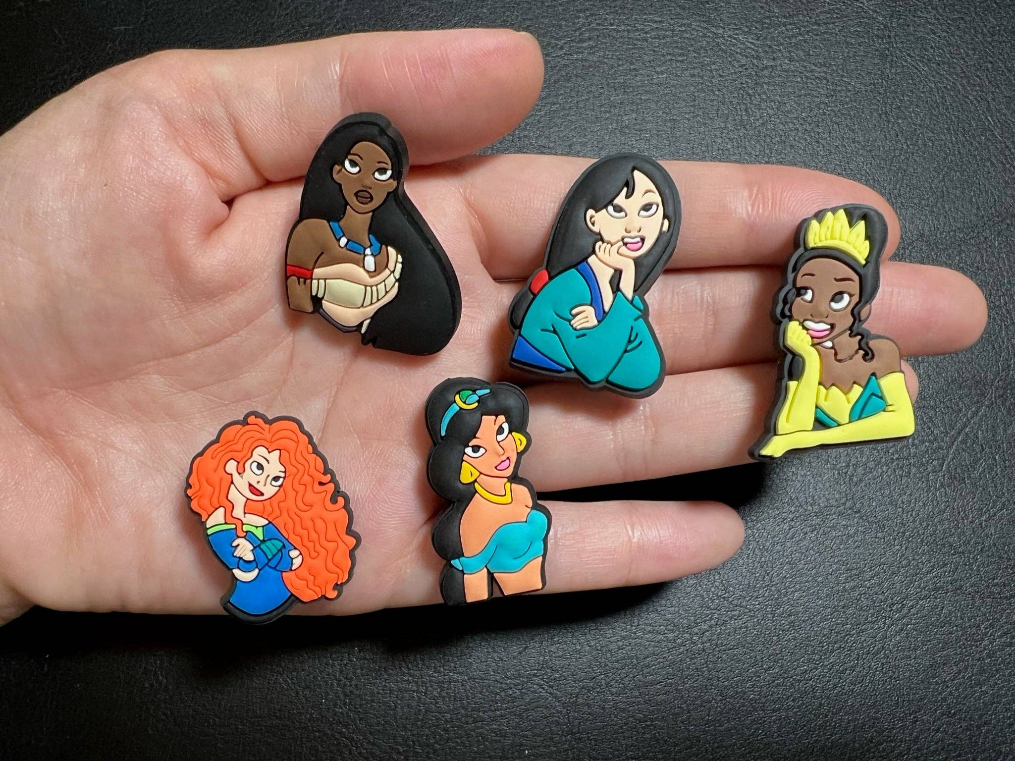 DELETE DUPLICATE Princesses and Brave Girls shoe charms: #A9 Rapunzel