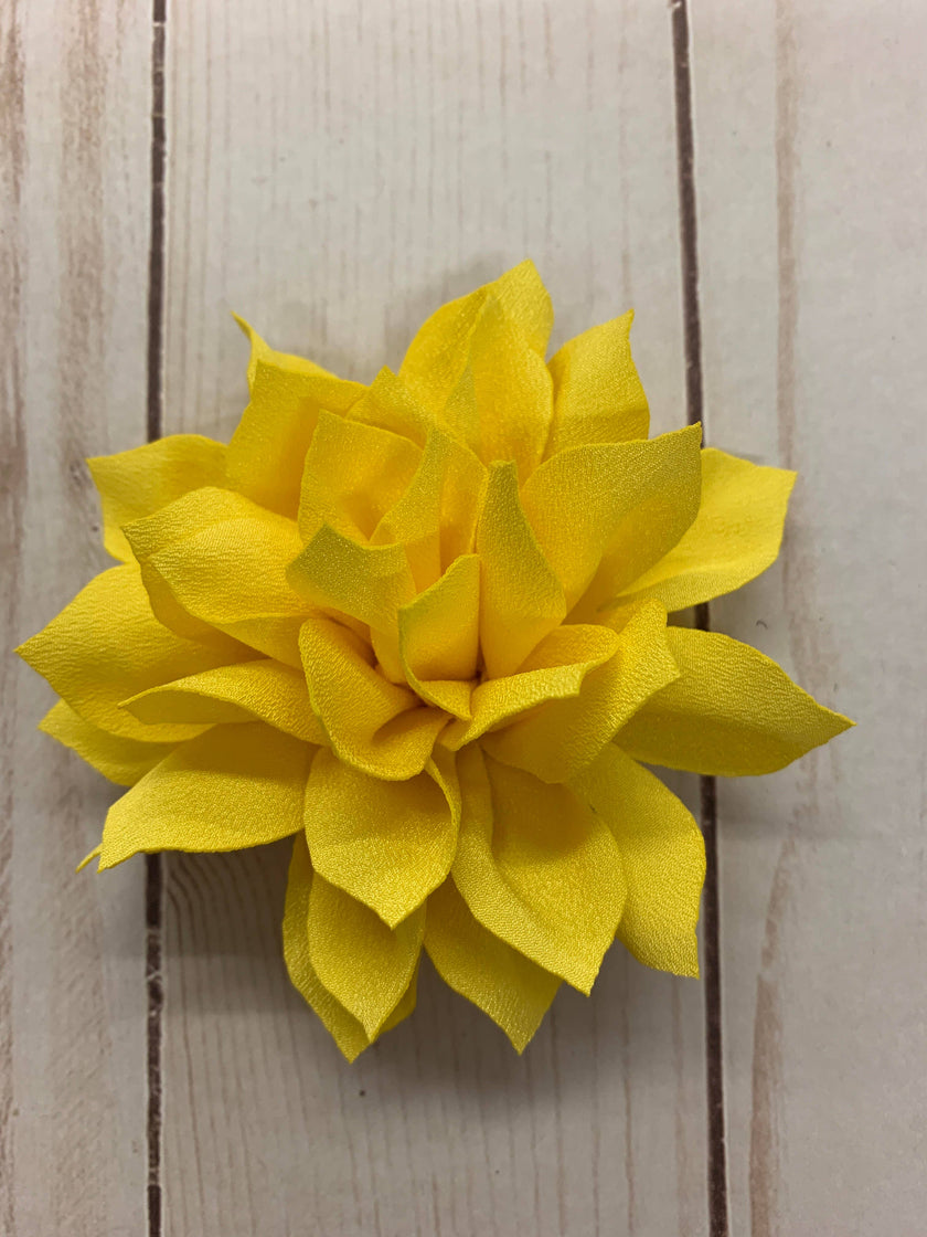 Lily Flower Clip - Medium