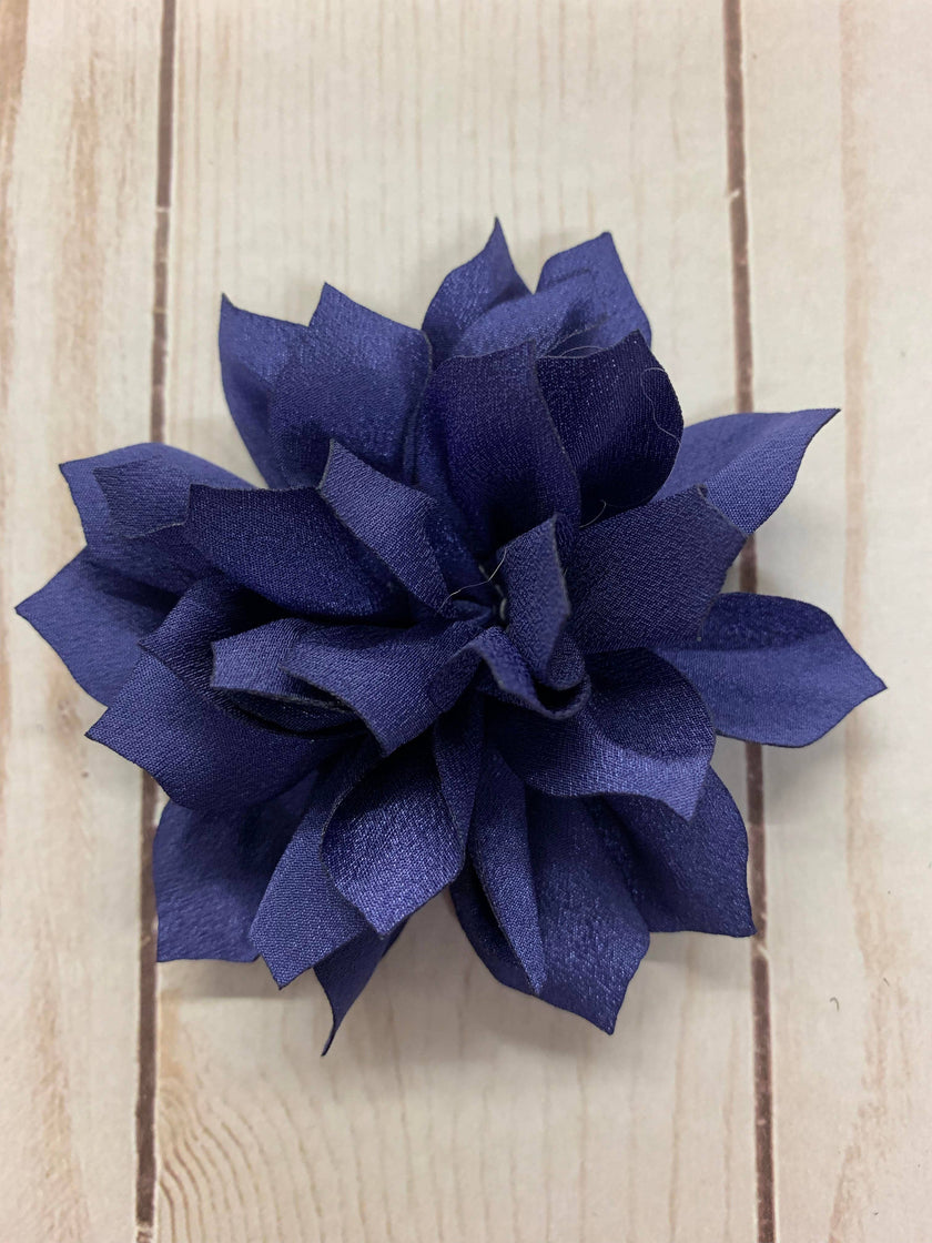 Lily Flower Clip - Medium