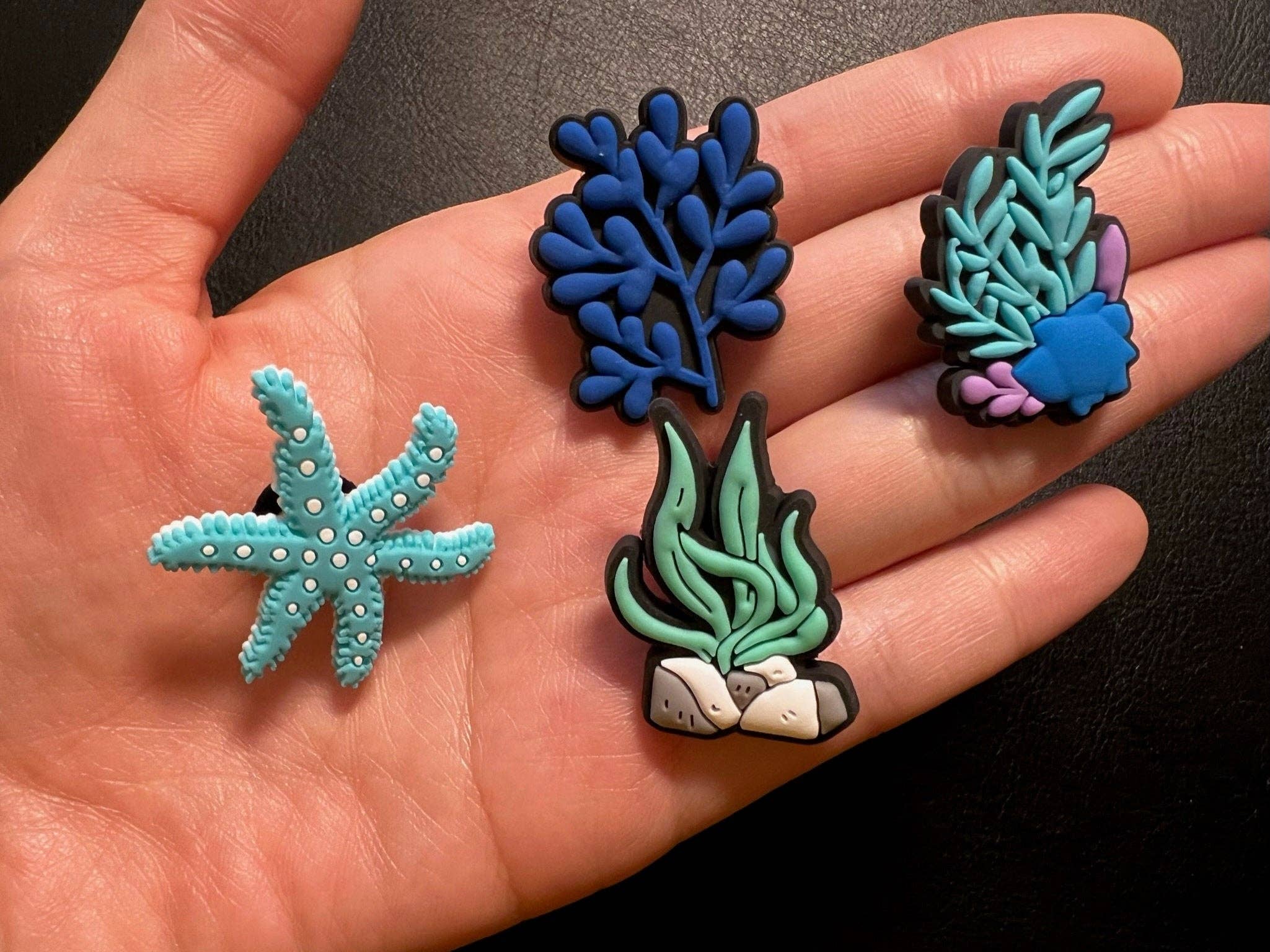 DELETE DUPLICATE Pick your own Axolotl shoe charms: #8