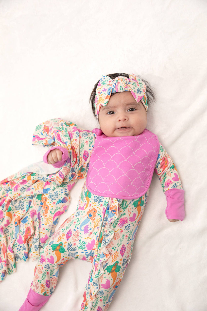 Mermaid Beach Bib Set