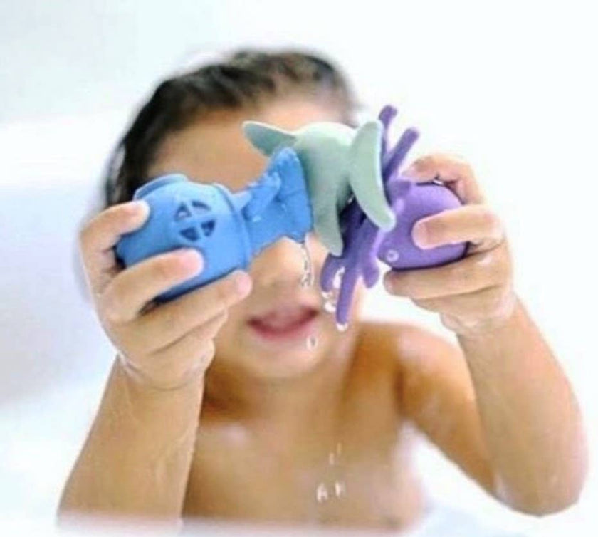 Water Pals Toy - Extra Large Drain Holes!