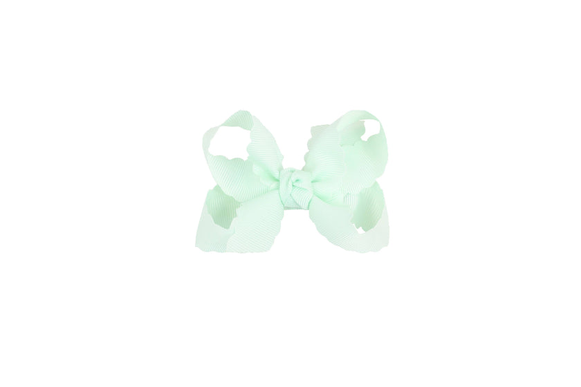 Scalloped Edge Bow