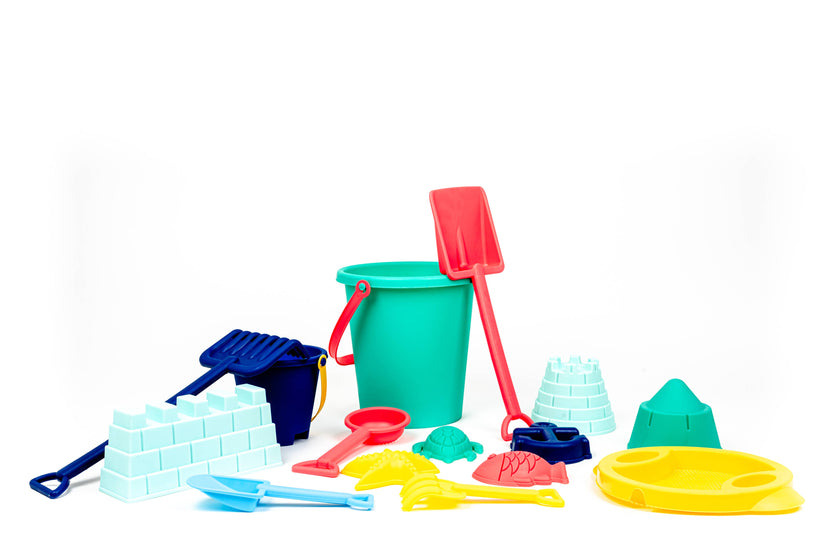 15-Piece Sand Bucket Toy Set
