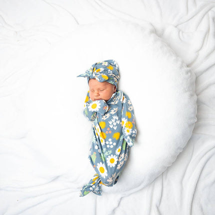 Blue Daisy Bamboo Gown Newborn Baby Gift Set