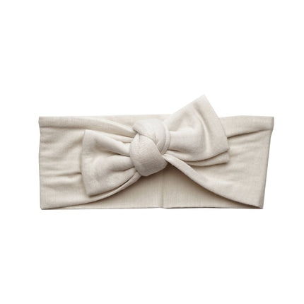 The softest bamboo baby headbands ever! Pair these adorable accessories with onesies, dresses, bloomers, and gowns for the cutest girl outfits. Color/Print: Sand Dollar Fabric: 95% Viscose from Bamboo / 5% Spandex Sizing: Size 1 (0-12M) and Size 2 (12M and up) Fit: Stretchy Wash: Hand wash / Lay flat to dry Imported