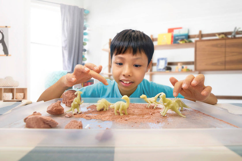 Dig A Glow Dinosaur Kit Toy