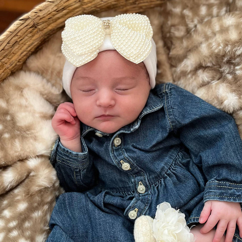 Pearl Bow Newborn Girl Hospital Hat