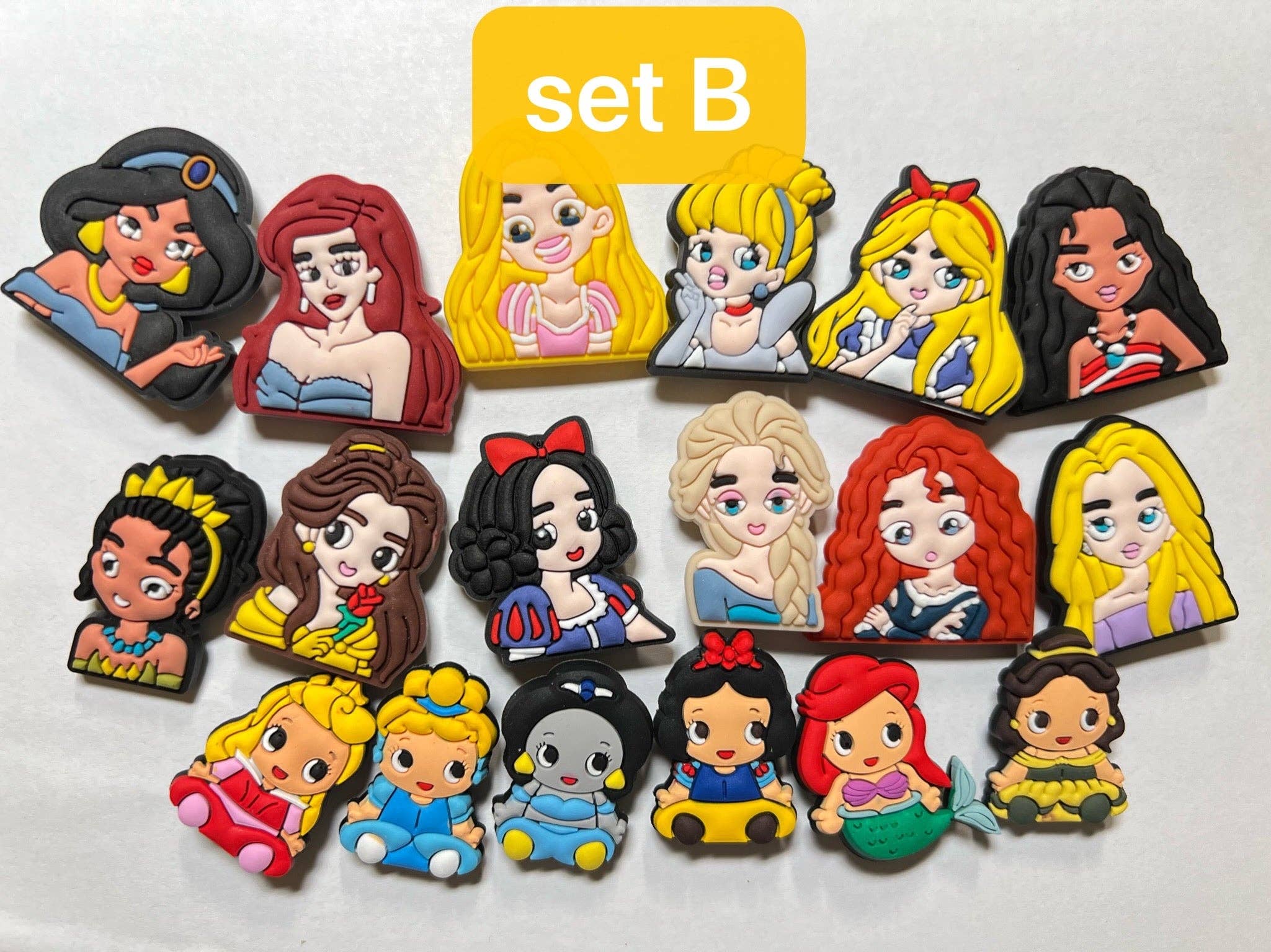 DELETE DUPLICATE Princesses and Brave Girls shoe charms: #A6 Belle