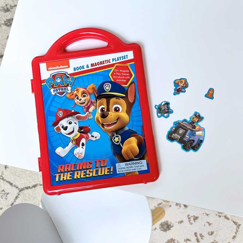 Nickelodeon PAW Patrol: Racing to the Rescue! Book & Magnetic Playset