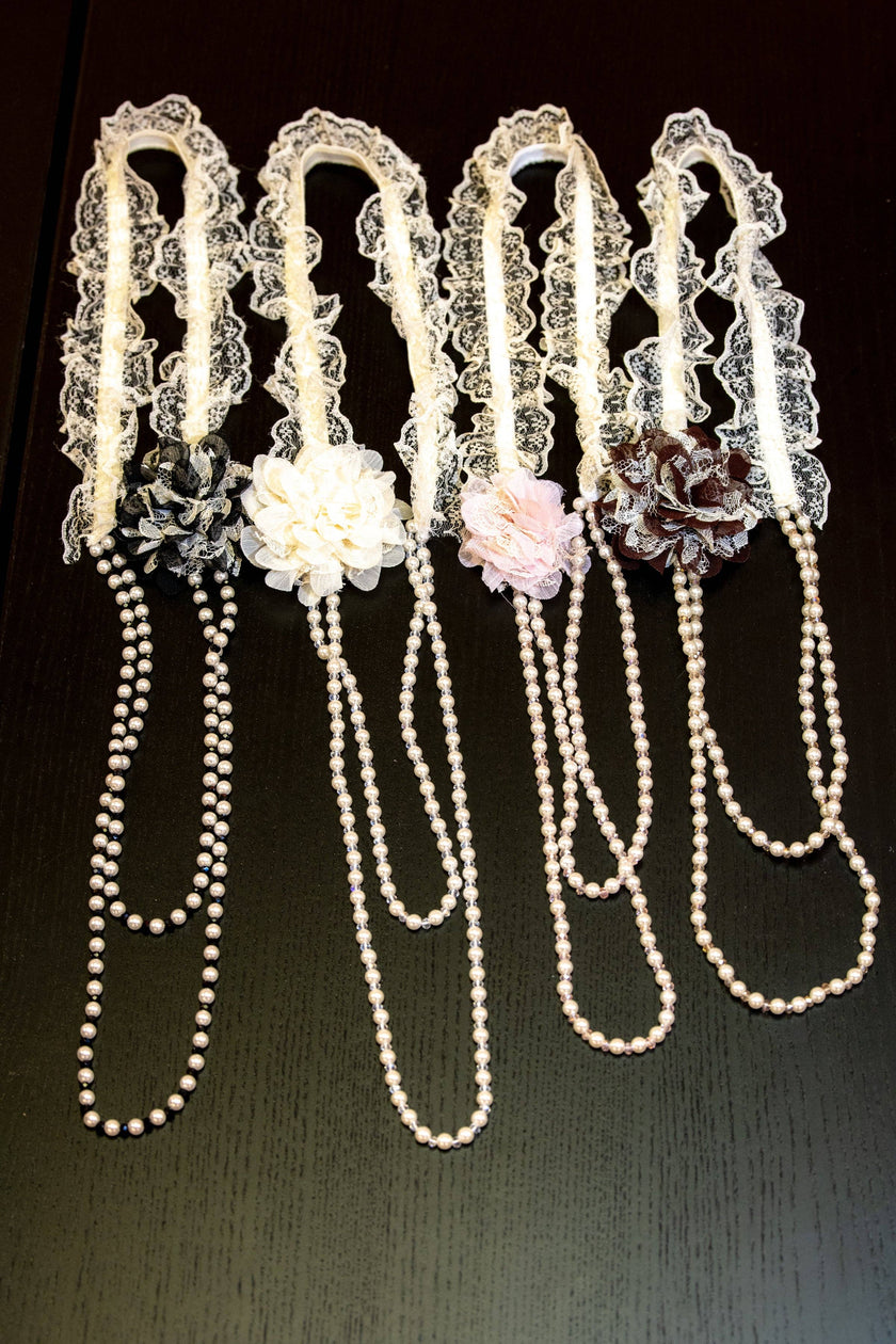 Elastic floral lace necklace